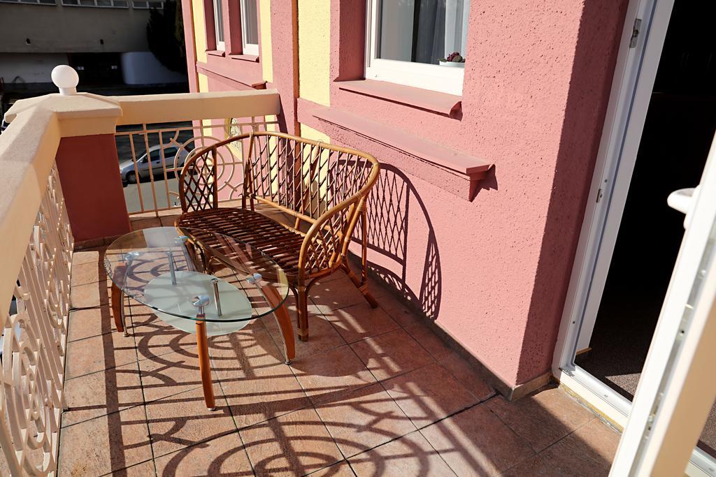 Pension Viola Domazlice Exterior photo